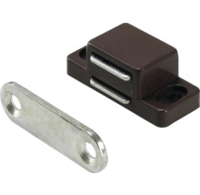 Magnet de mobilier cu contraparte metalică