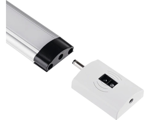 Lumină LED cu senzor și ștecher