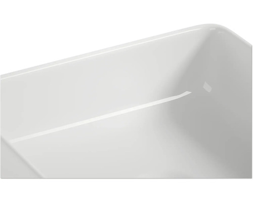 Imagine detaliată a unei chiuvete ceramice