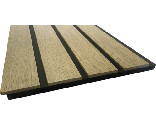 Panou acustic cu lamele din lemn pe suport de pâslă