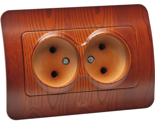 Priza dublă cu aspect de lemn pentru interior