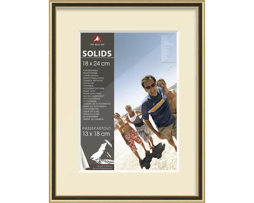 Ramă foto cu passepartout, format 18 x 24 centimetri