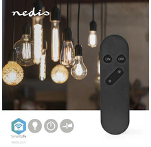Becuri decorative și telecomandă pentru controlul luminii
