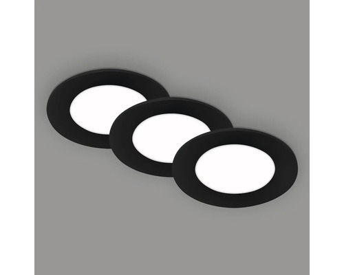 Trei spoturi LED rotunde, încastrate