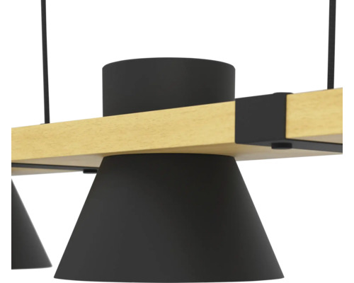 Lampa suspendată cu bară de lemn și abajururi metalice