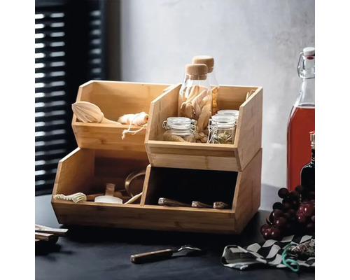 Raft din lemn cu compartimente pentru depozitarea ustensilelor de bucătărie