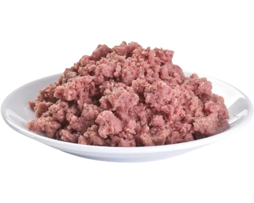 Carne tocată într-o farfurie