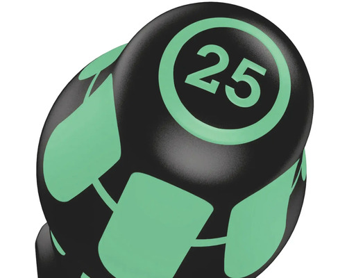 Prim-plan cu gantere cu numărul 25