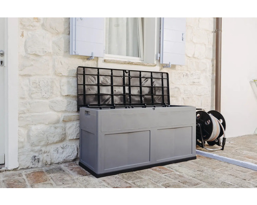 Cutie de grădină gri deschisă pentru depozitare exterioară