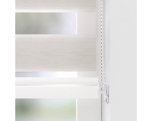 Imagine detaliată cu o rolă duo cu lanț pentru decorarea ferestrelor