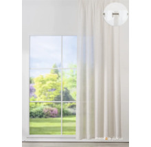 Fereastră cu perdea transparentă pentru decorare