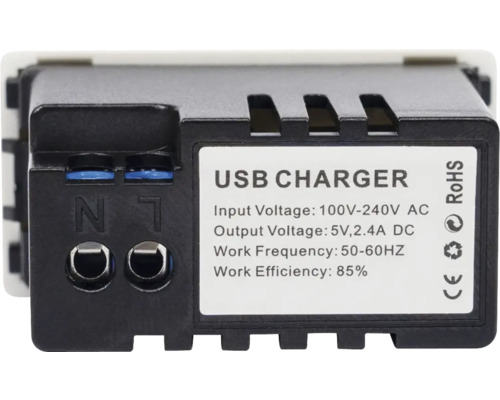 Încărcător USB cu date tehnice și marcaje CE și RoHS.