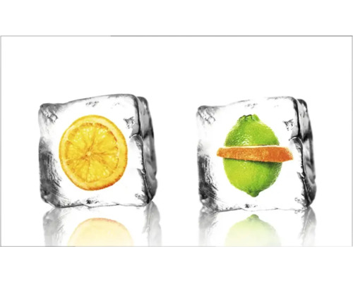 Două cuburi de gheață cu lămâie și limetă