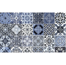 Model de faianță cu diverse modele florale și geometrice