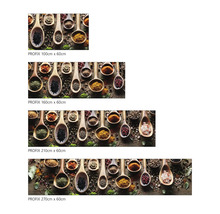 Protecție perete bucătărie Profix cu diverse condimente în linguri de lemn de diferite dimensiuni