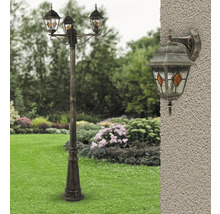 Set de corpuri de iluminat exterior cu un stâlp de iluminat cu trei brațe și o lampă de perete pentru grădină