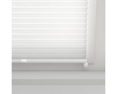 Rulou plisată la fereastră