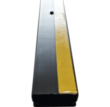 Protecție neagră la impact cu marcaj