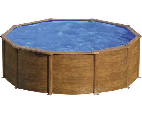 Piscină octogonală din lemn cu apă