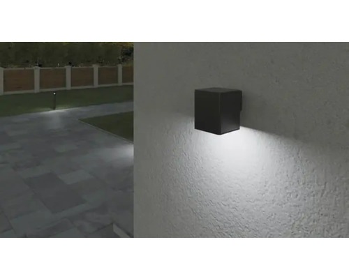 Lumină de perete exterioară pătrată montată pe un perete