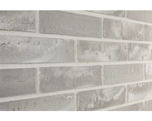 Placă / Cărămidă flexibilă Elabrick Ibiza alb 24x7,1 cm Prim-plan cu un perete cu structură de zidărie