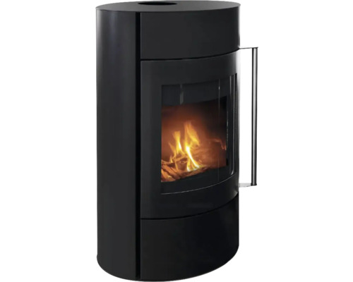 Șemineu negru pe lemne cu ușă de sticlă și lemne care ard