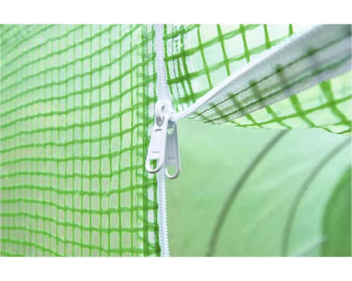 Prim-plan cu fermoarul unei sere