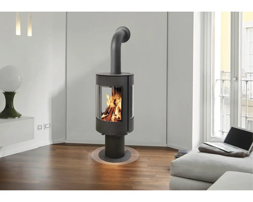 Șemineu în spațiul de locuit cu ardere pe lemne