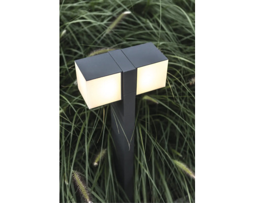 Lampa de grădină cu două corpuri de iluminat la exterior