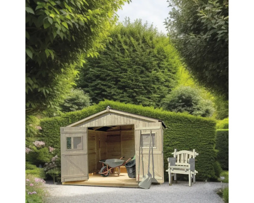 Scenă de grădină cu magazie de scule, roabă, lopată și bancă de grădină