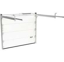 Ușă de garaj deschisă cu sistem de șine