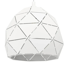 Lustr alb cu model geometric.