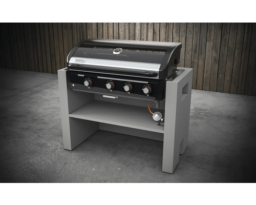 Grătar cu gaz cu patru arzătoare pe un dulap inferior