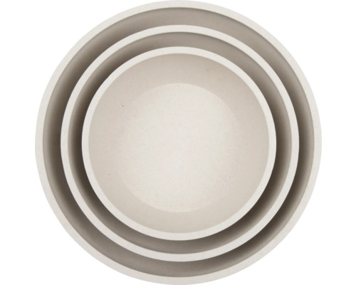 Trei vase rotunde pentru plante de diferite dimensiuni