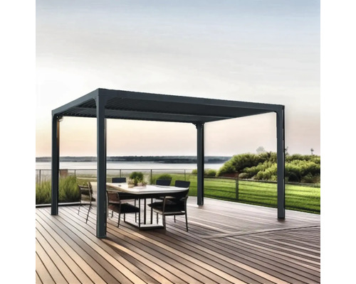 Copertină de terasă cu masă și scaune pe o terasă din lemn