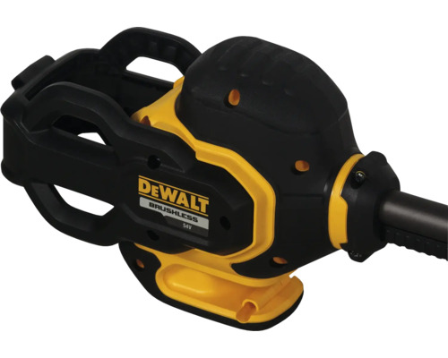 Sigla DeWalt pe o motocoasă cu acumulator de 54 V