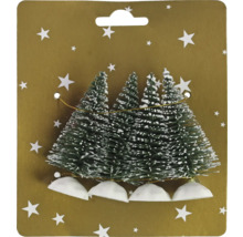 Miniaturi decorative de pomi de Crăciun pe carton auriu