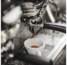 Espressor care prepară espresso