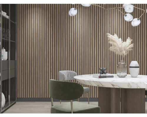 Sufragerie cu panouri de perete, masă și scaune