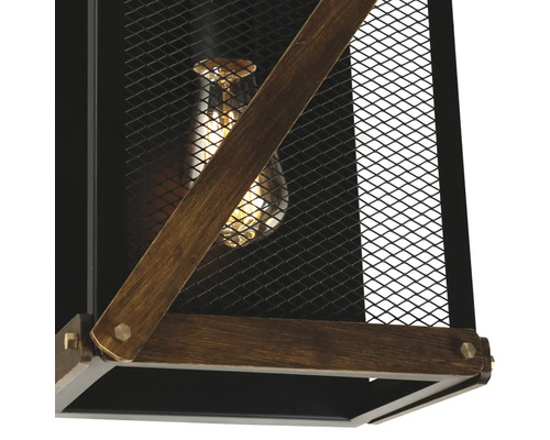 Prim-plan cu lampă de tavan cu cadru din lemn și grilaj metalic