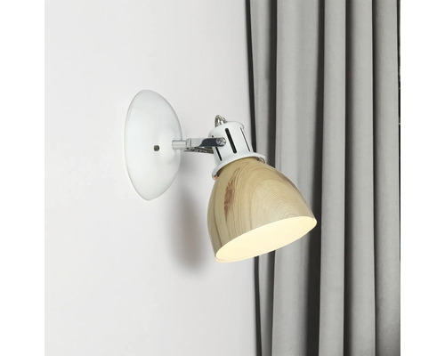 Lampa de perete cu abajur din lemn pentru iluminat interior