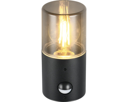 Lumină de exterior cu senzor de mișcare