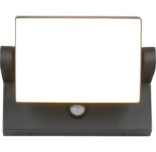 Lumină de exterior cu senzor de mișcare