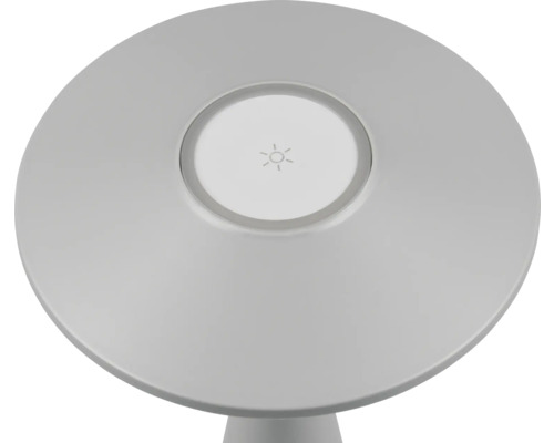 Prim-plan al unei lămpi de masă