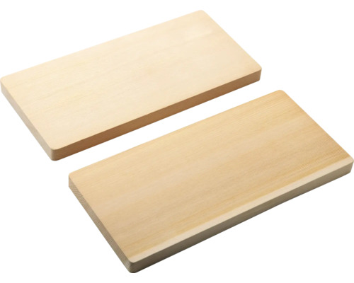 Două plăci din lemn deschis la culoare