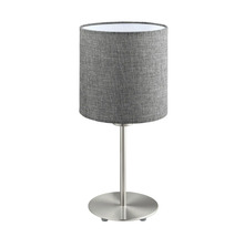 Lampă de masă cu abajur din material textil și bază metalică