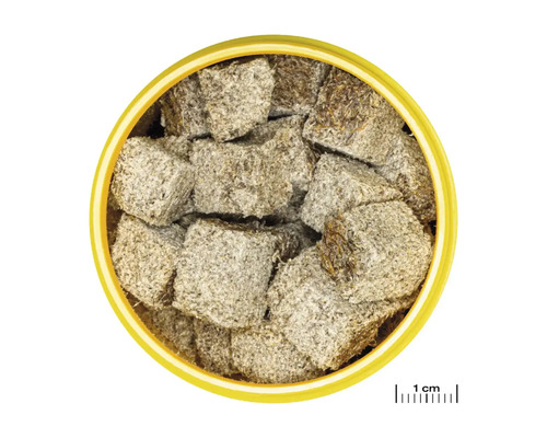 Vată de aprindere din lână de lemn și ceară într-o cutie