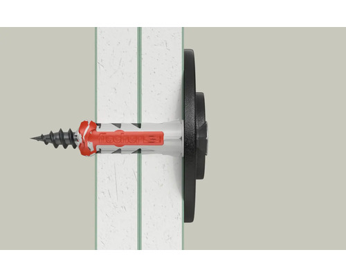 Diblu cu șurub într-un perete