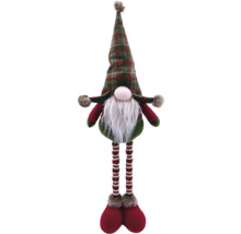 Gnom de Crăciun ca decor cu picioare cu dungi și căciulă în carouri.