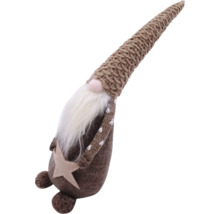 Gnom decorativ cu stea pentru ocazii festive.